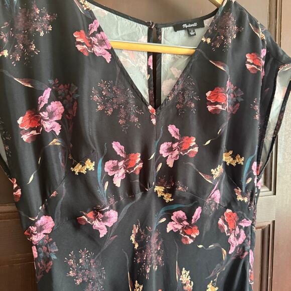 MADEWELL | Black Floral Wide V Neck Midi Dress Vegan Silk 1920s Style | Size 8 - Picture 4 of 8